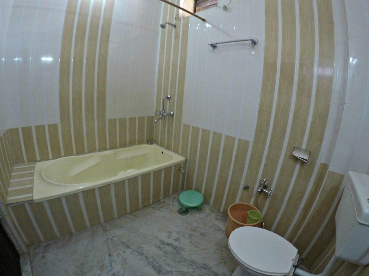 Hotel Kavi Palace 斋沙默尔 外观 照片