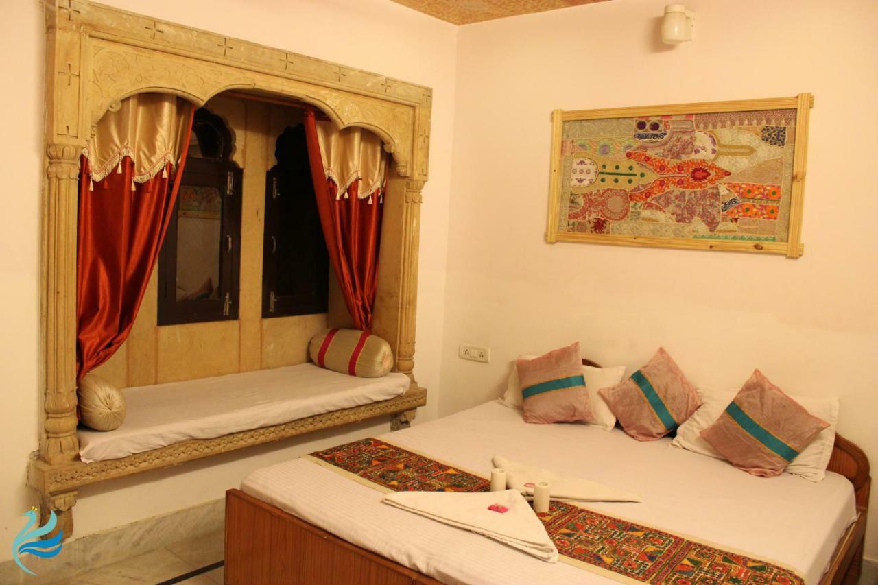 Hotel Kavi Palace 斋沙默尔 外观 照片
